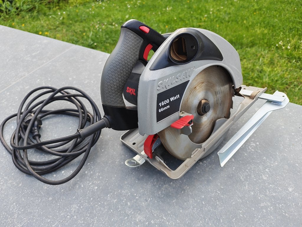 SKIL 1600W 190 mm cirkelzaag, Ophalen, Cirkelzaag, 30 tot 70 mm, 1200 watt of meer
