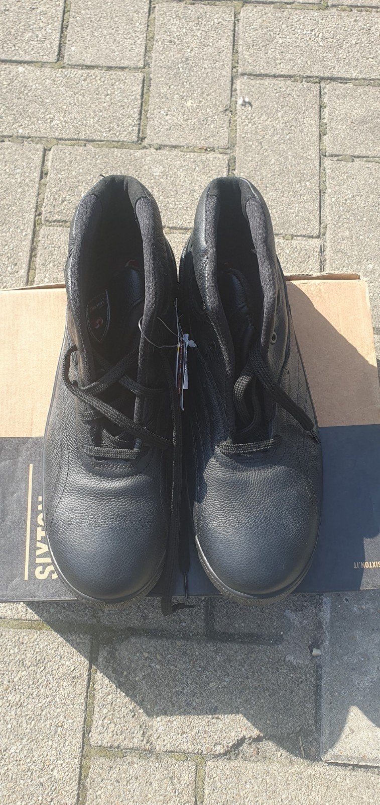 chaussure de sécurité 44, Enlèvement ou Envoi