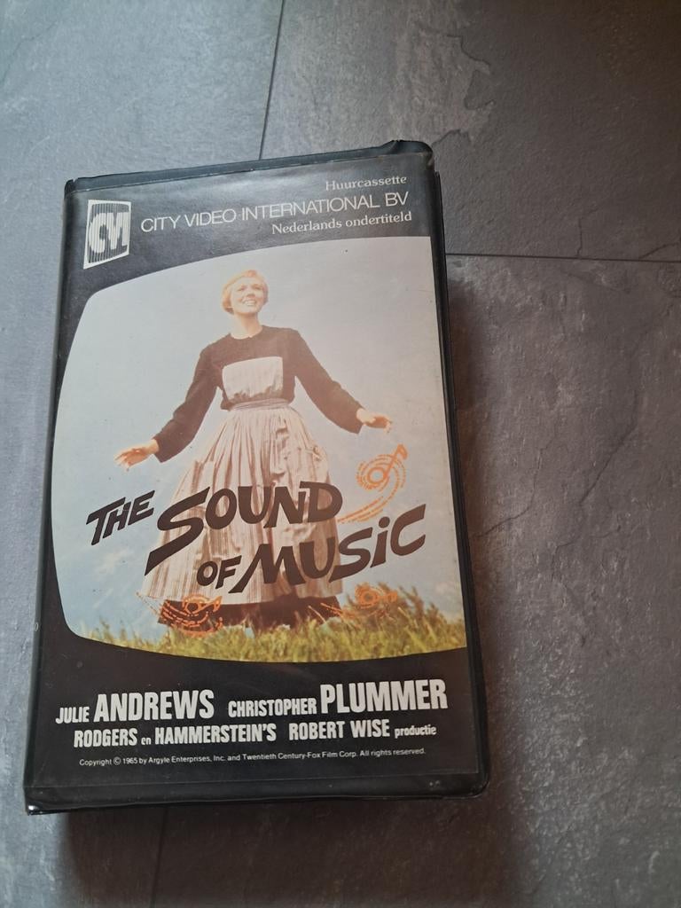 BETAMAX: The sound of music, Enlèvement