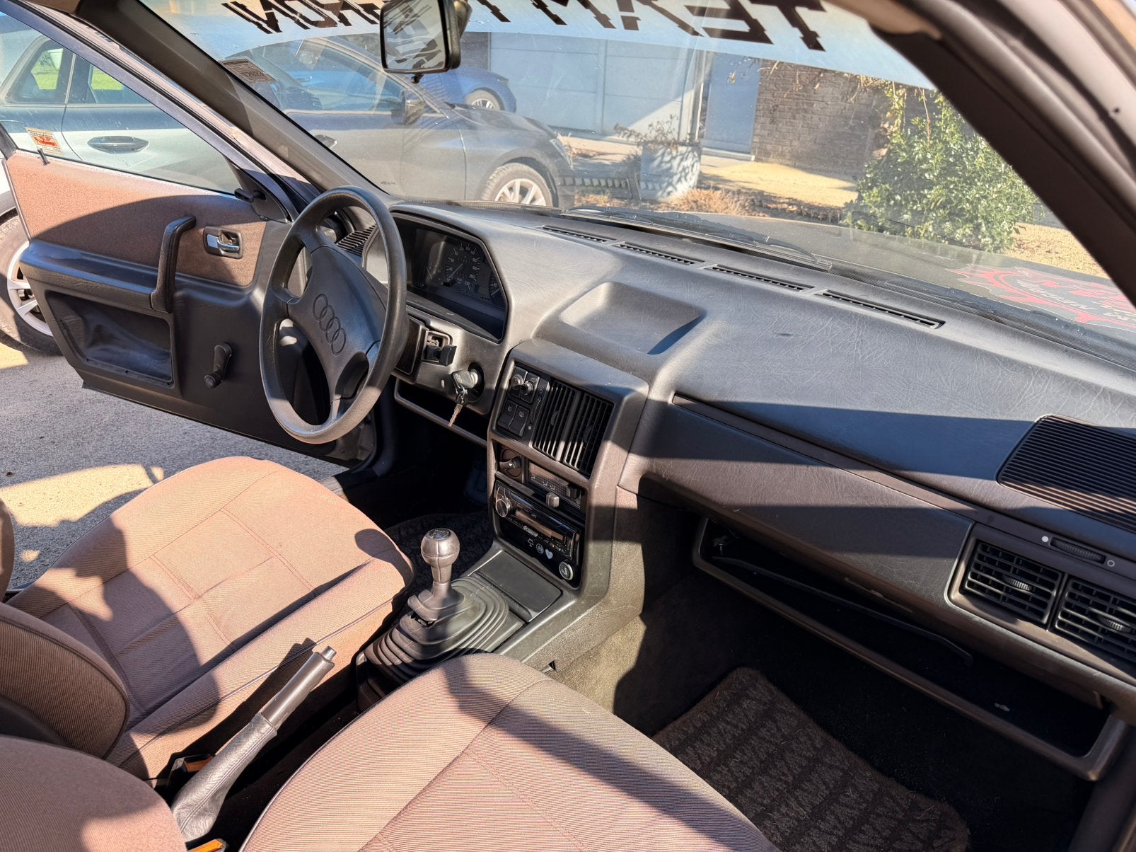 Audi 100 C3 AVANT, Auto's, Stof, Zwart, Bruin, 5 deurs