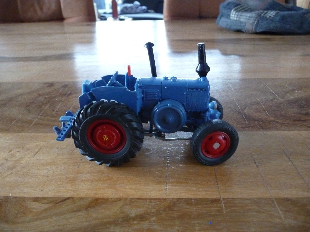 miniatuur tractor, Hobby en Vrije tijd, Ophalen of Verzenden, Nieuw, Tractor of Landbouw