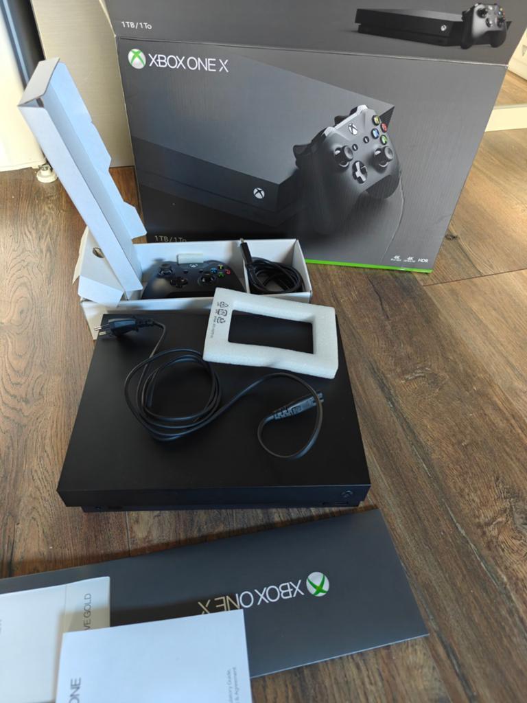 Xbox one x te koop, Games en Spelcomputers, Spelcomputers | Xbox One, Ophalen of Verzenden, Xbox One