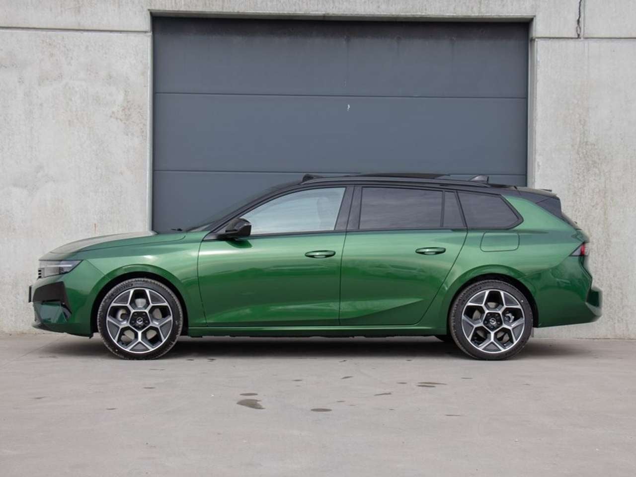 Opel Astra ST FACELIFT 1.6 PHEV 196PK|ULTIMATE|FULL OPTION|, Auto's, Opel, https://public.car-pass.be/vhr/6fc37a49-e082-4ae2-a9be-9ce398c3ca56