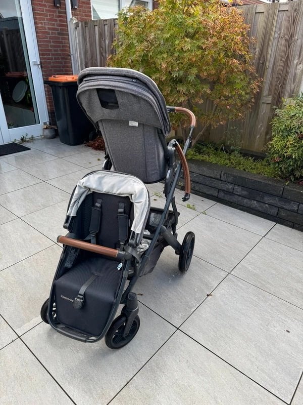 UPPAbaby Vista V2 Greyson poussette duo + 2 nacelles, Enfants & Bébés, Enlèvement ou Envoi, Poussette combi, Autres marques, Voiture duo