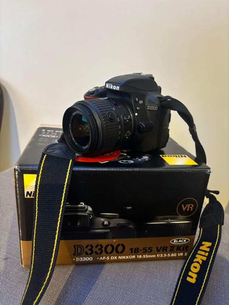 Nikon D3300, Enlèvement, Nikon