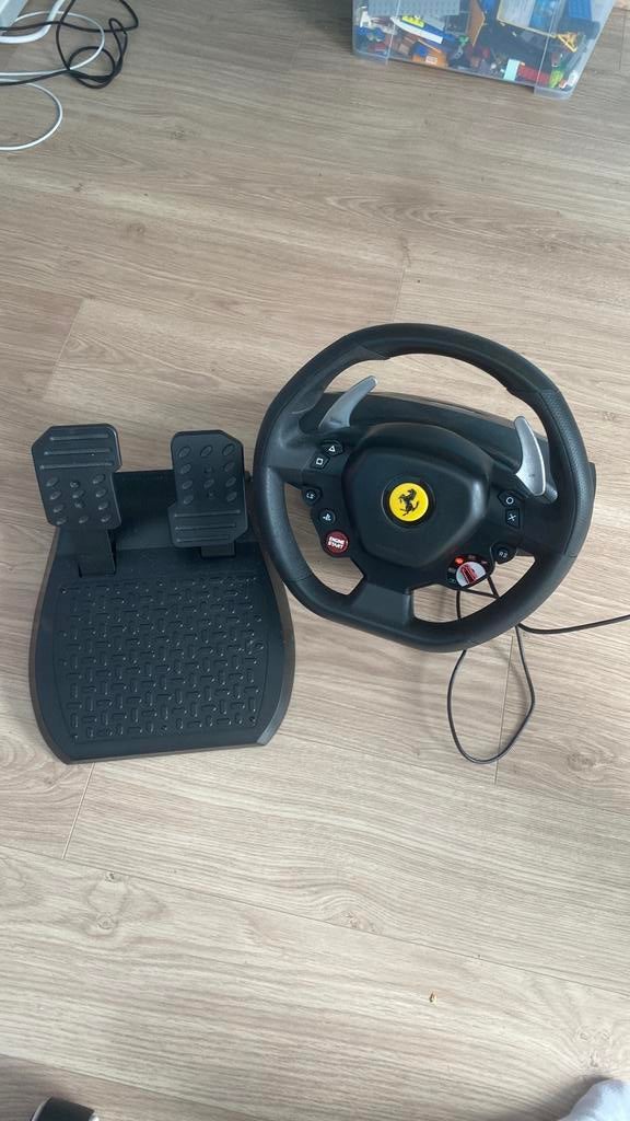 Volant Ferrari -Thrustmaster T80/T98, Games en Spelcomputers, Spelcomputers | Sony Consoles | Accessoires, Ophalen of Verzenden
