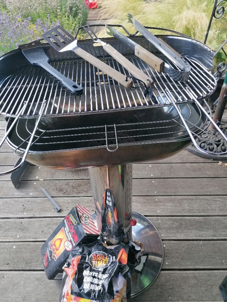 Barbecue barbecook met vuurstarter accessoires en houtskool, Ophalen, Barbecoock, Met accessoires