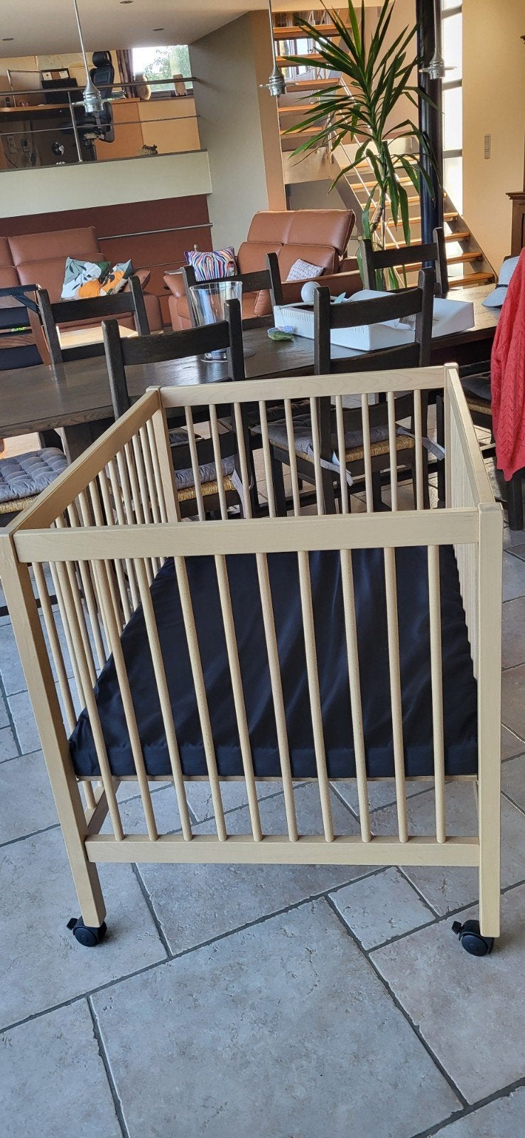 Nieuwe houten babybox, Kinderen en Baby's, Ophalen, Nieuw, Rechthoekig, In hoogte verstelbaar