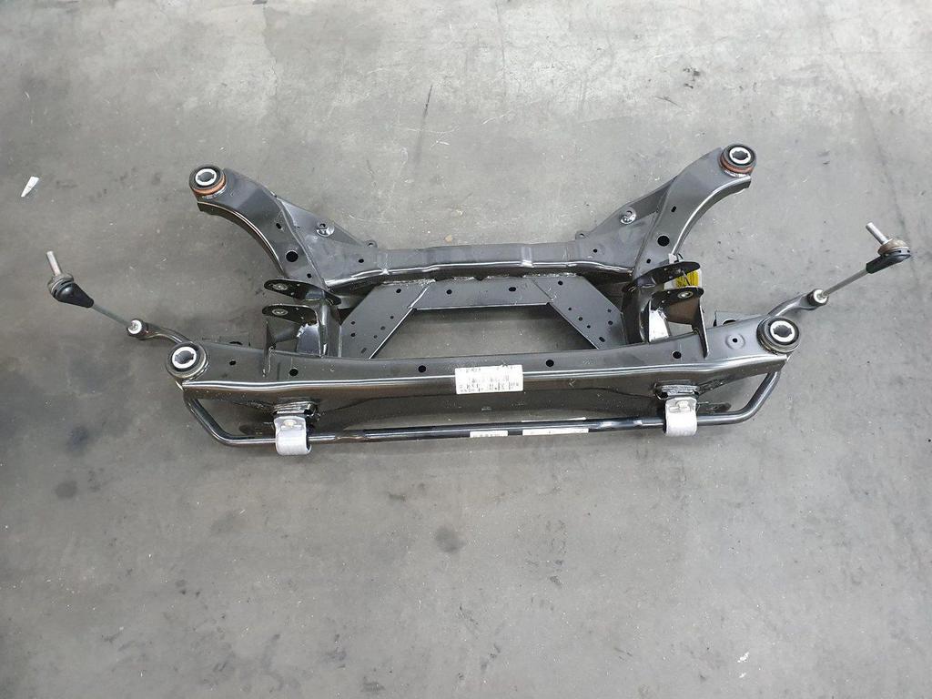 FORD FOCUS ST LINE SUBFRAME ACHTER 2020, Auto-onderdelen, Ophalen of Verzenden, Gebruikt, Stiba lid