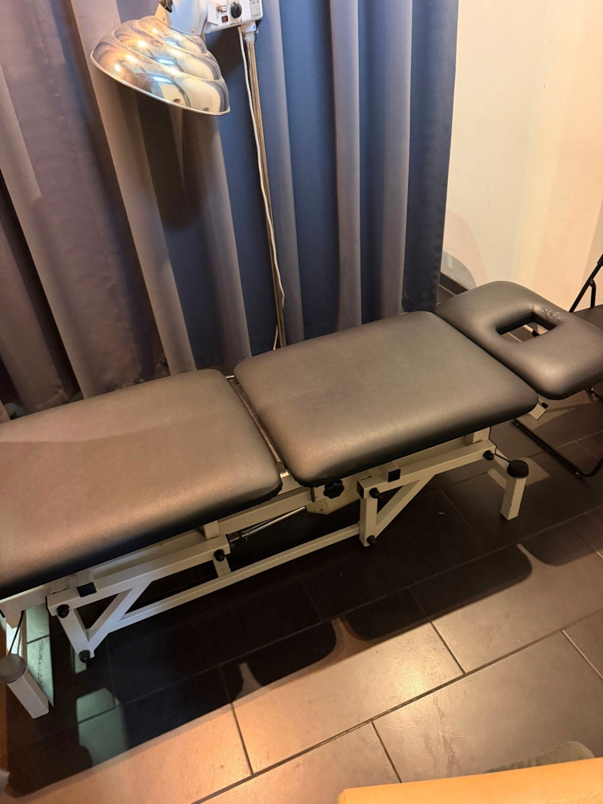 table de massage électrique