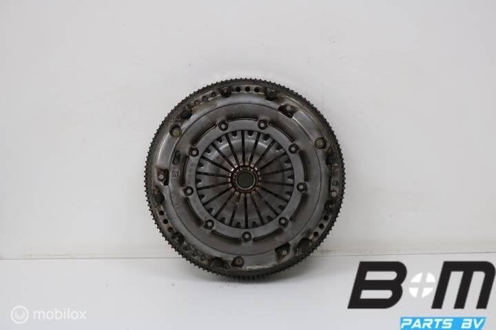 Massa vliegwiel VW Golf 7 1.0 TSI 04C105266E, Utilisé