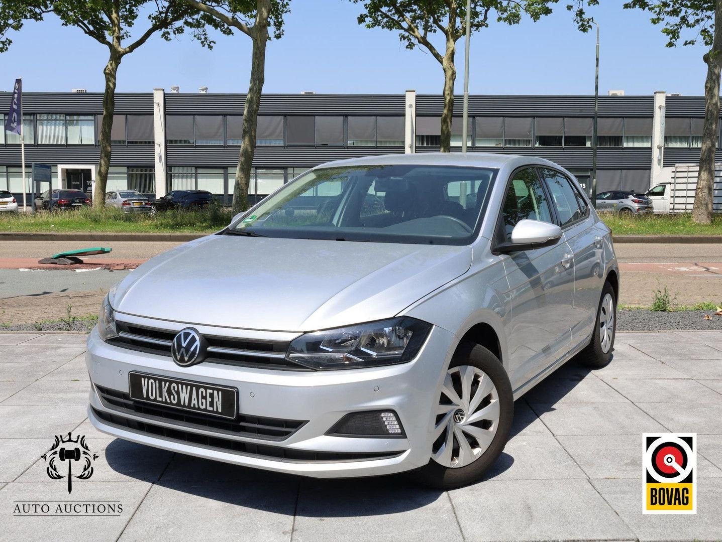 Volkswagen Polo 1.0 Comfortline Dodehoek | Stoelverwarming |, Auto's, Zwart, Navigatiesysteem, 124 g/km, Bedrijf