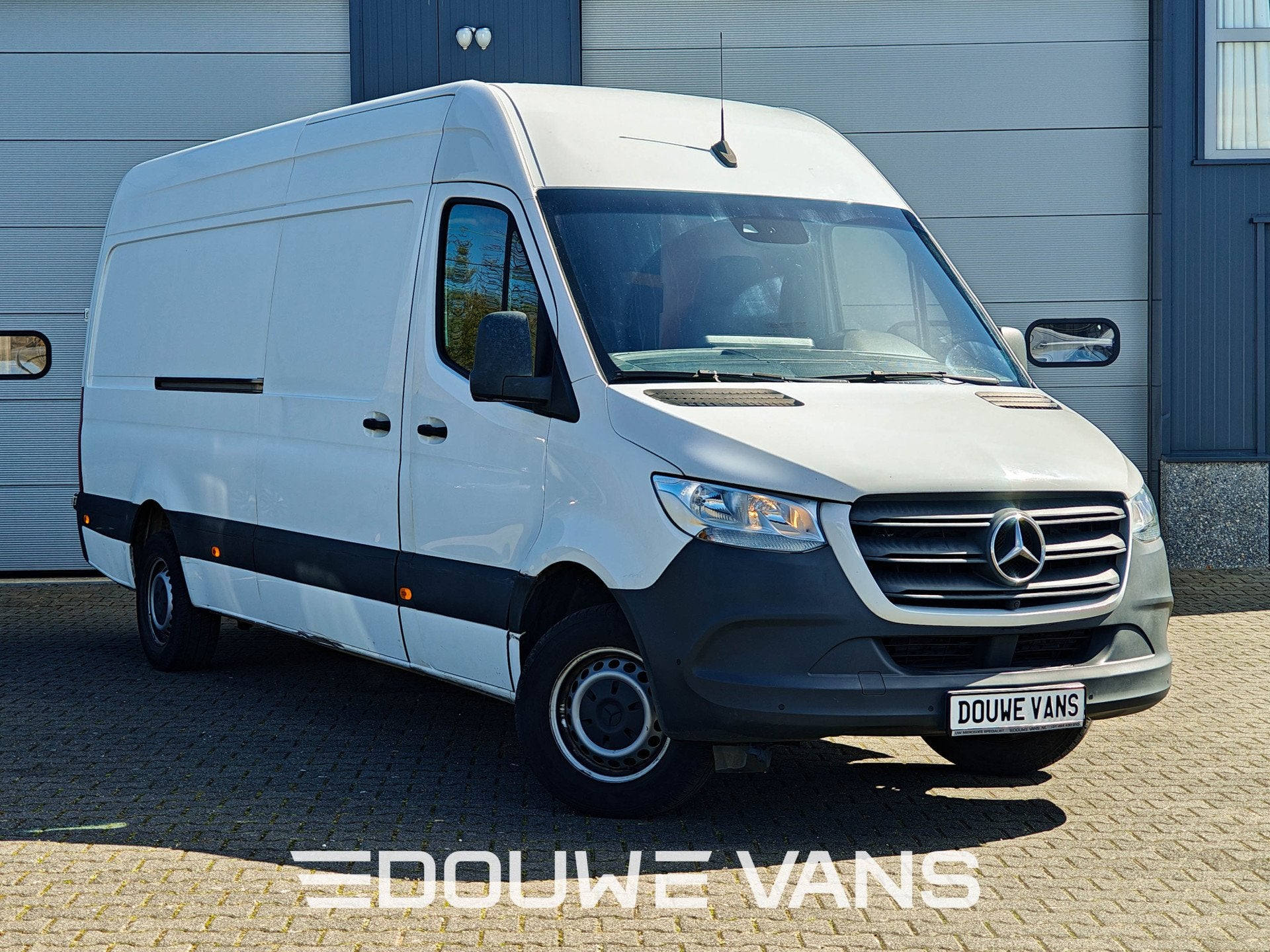 Mercedes-Benz Sprinter L3H2 314 MBUX 360 Camera Navigatie Ca, Auto's, Bestelwagens en Lichte vracht, Automaat, Gebruikt, 4 cilinders