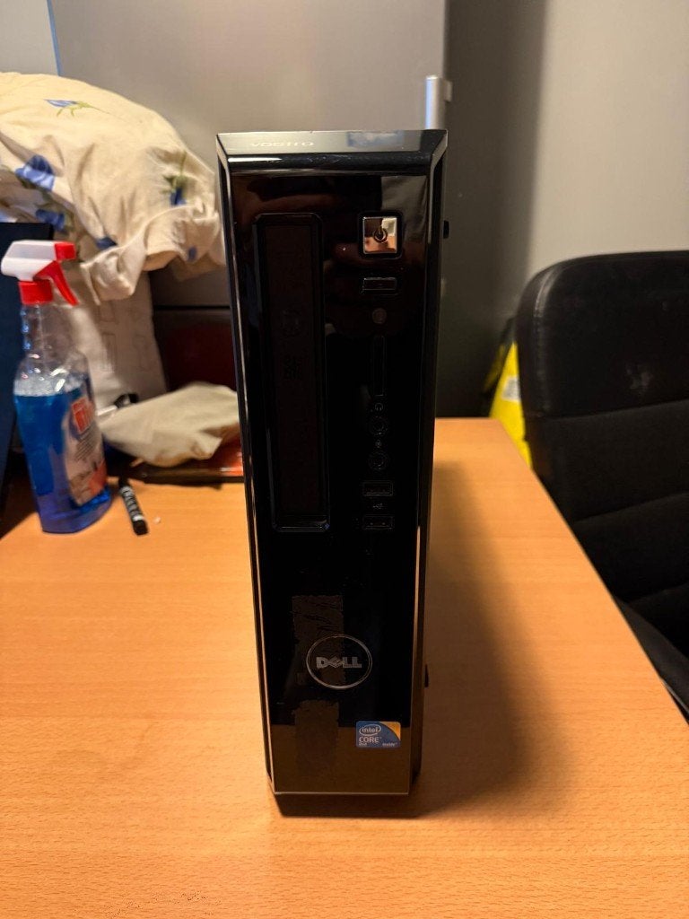 Dell Vostro 230 — Core 2 Duo — 2 GB RAM — 500 GB, Computers en Software, Besturingssoftware, Ophalen, Nieuw, Windows
