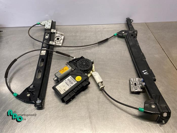 Ruitmechaniek 2Deurs links-voor van een Audi A4 (A4 01-), Gebruikt, -, -, -