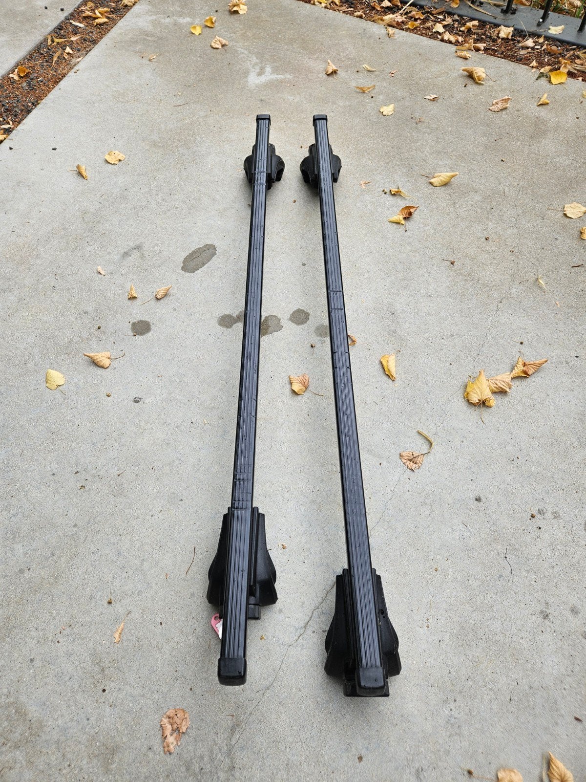 Thule dakdragers voor open rails (bijv. Octavia), Ophalen, Gebruikt
