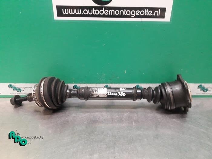 Arbre de transmission avant droit d'un Audi A6 (A6 97-), -, 3 mois de garantie, Audi, Utilisé