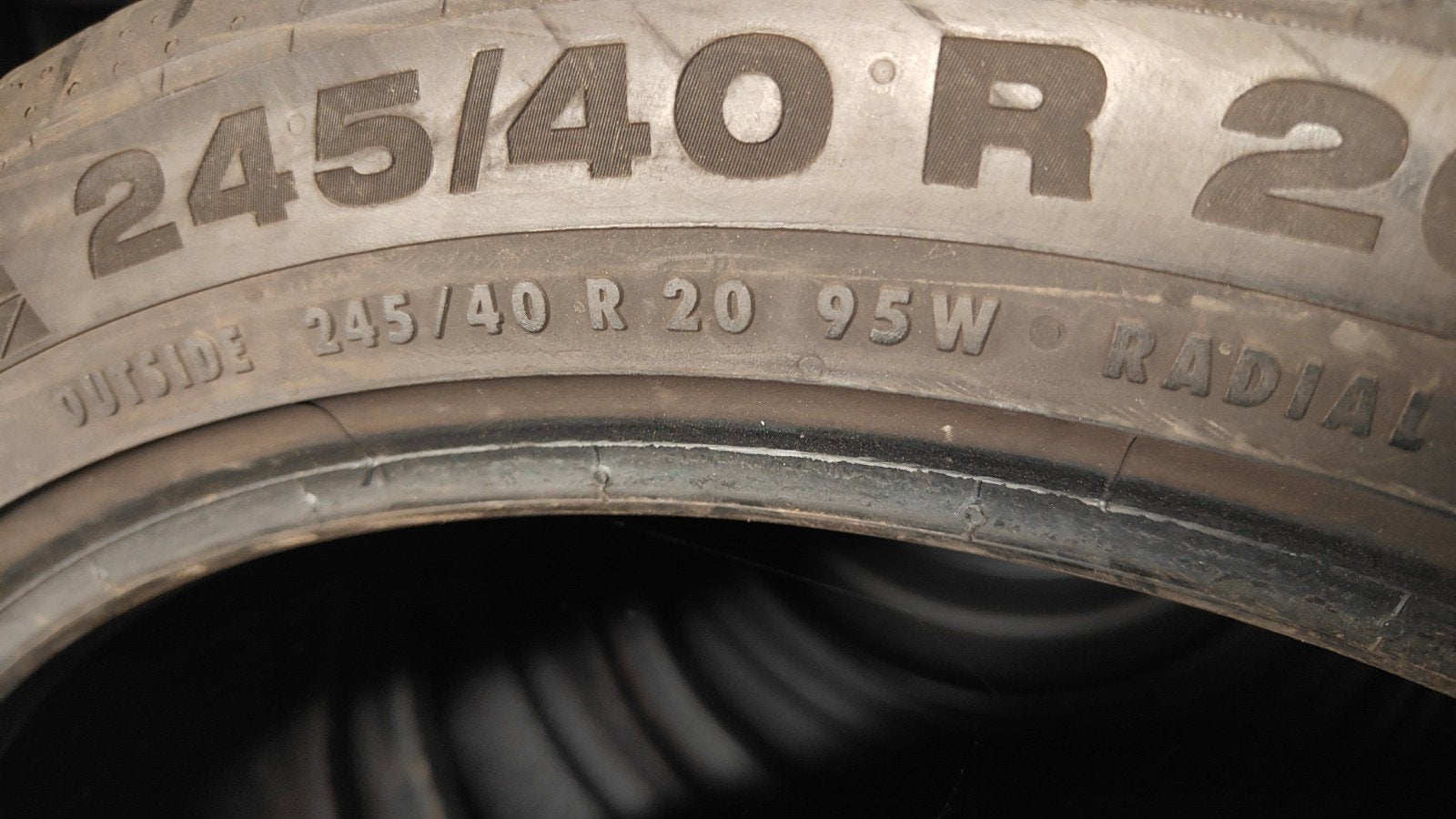245/40r20 continental 60€ per stuk met montage en balanceren, Auto-onderdelen, Ophalen of Verzenden