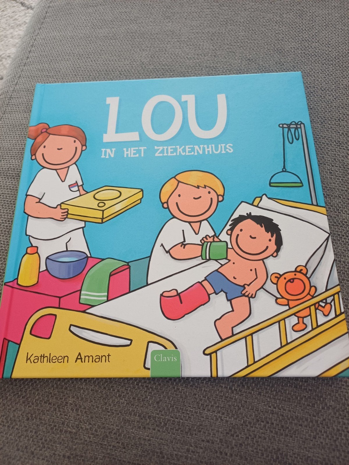 Boek Lou in het ziekenhuis. Kathleen Amant (geen verzending, Ophalen
