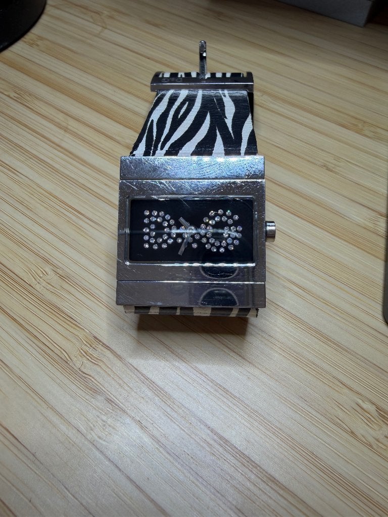 Vintage D&G Dolce & Gabbana Zebra Horloge – Reversible Y2K, Bijoux, Sacs & Beauté, Montre-bracelet, Autres marques, Enlèvement ou Envoi