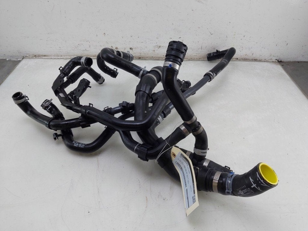 RADIATEURSLANG Volkswagen Transporter T6 (01-2015/08-2024), Gebruikt, Volkswagen