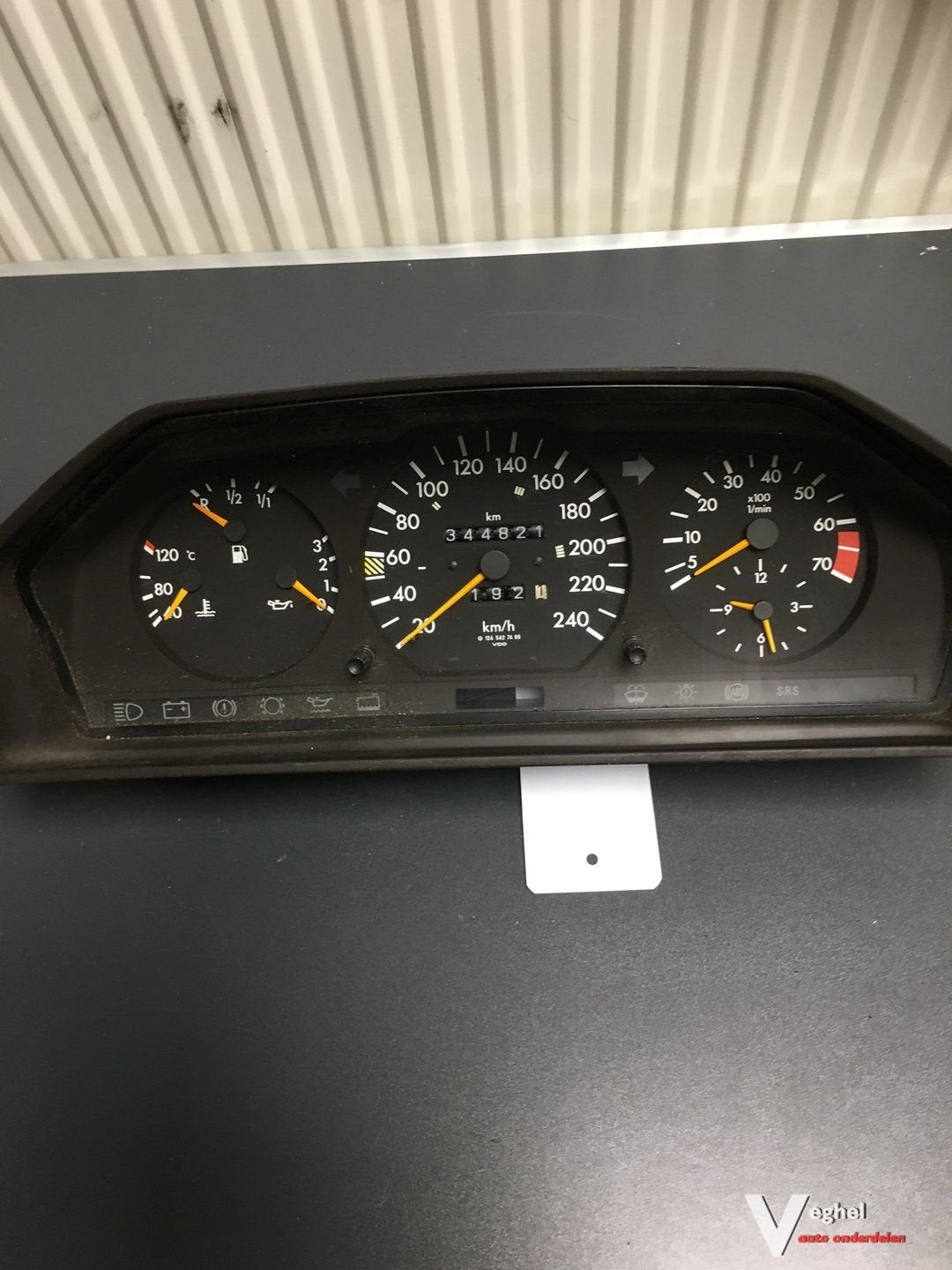 Mercedes W124  1993    Benzine        124 542 7469    Km Tel, Gebruikt, -, -, Ophalen of Verzenden