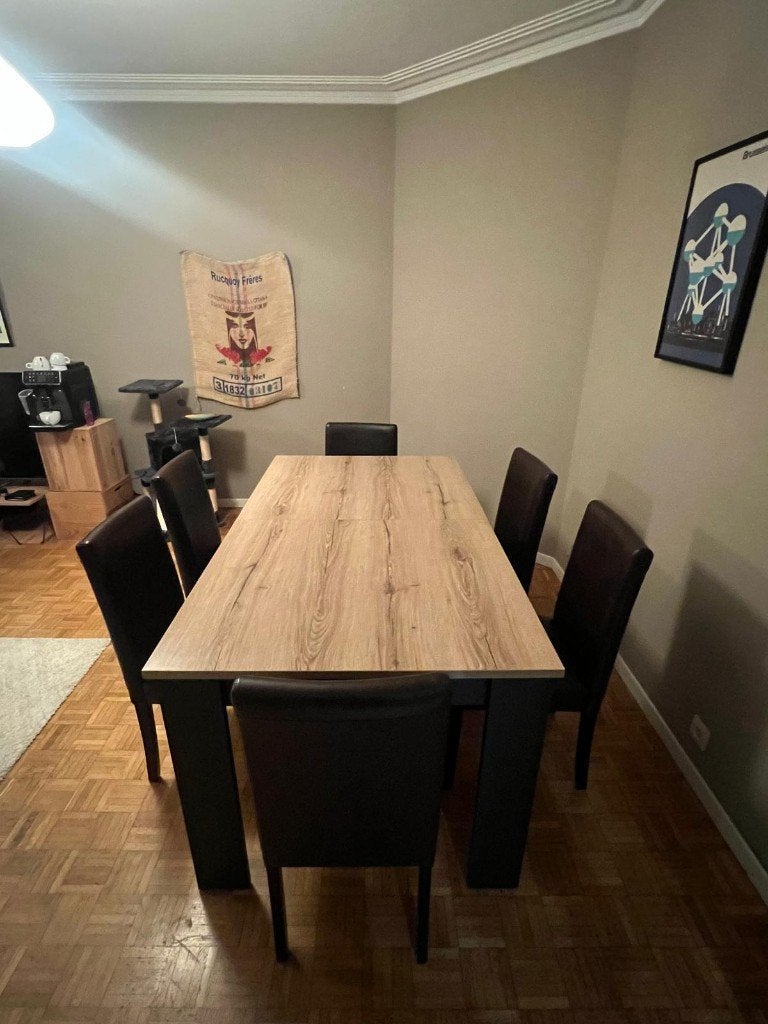 Table à manger extensible (6 à 8 personnes), Maison & Meubles, Tables | Tables à manger, 100 à 150 cm, Cinq personnes ou plus