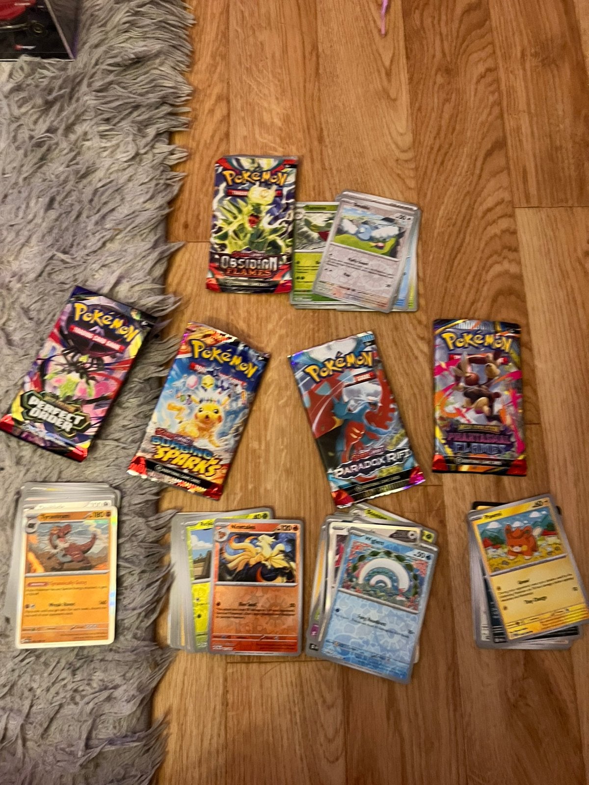 Pokemon verschillende bulk kaarten 50, Hobby en Vrije tijd, Ophalen of Verzenden, Zo goed als nieuw, Meerdere kaarten
