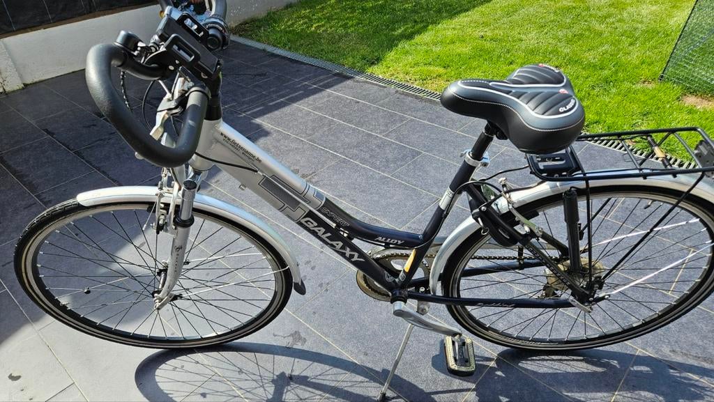 Damesfiets, Ophalen