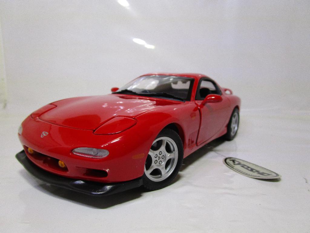 kyosho 1:18 mazda rx7 fd, Hobby en Vrije tijd, Modelauto's | 1:18, Ophalen of Verzenden, Zo goed als nieuw, Auto, Kyosho