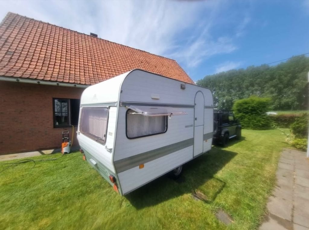 caravan te huur (-750kg) rijbewijs B   50€/dag