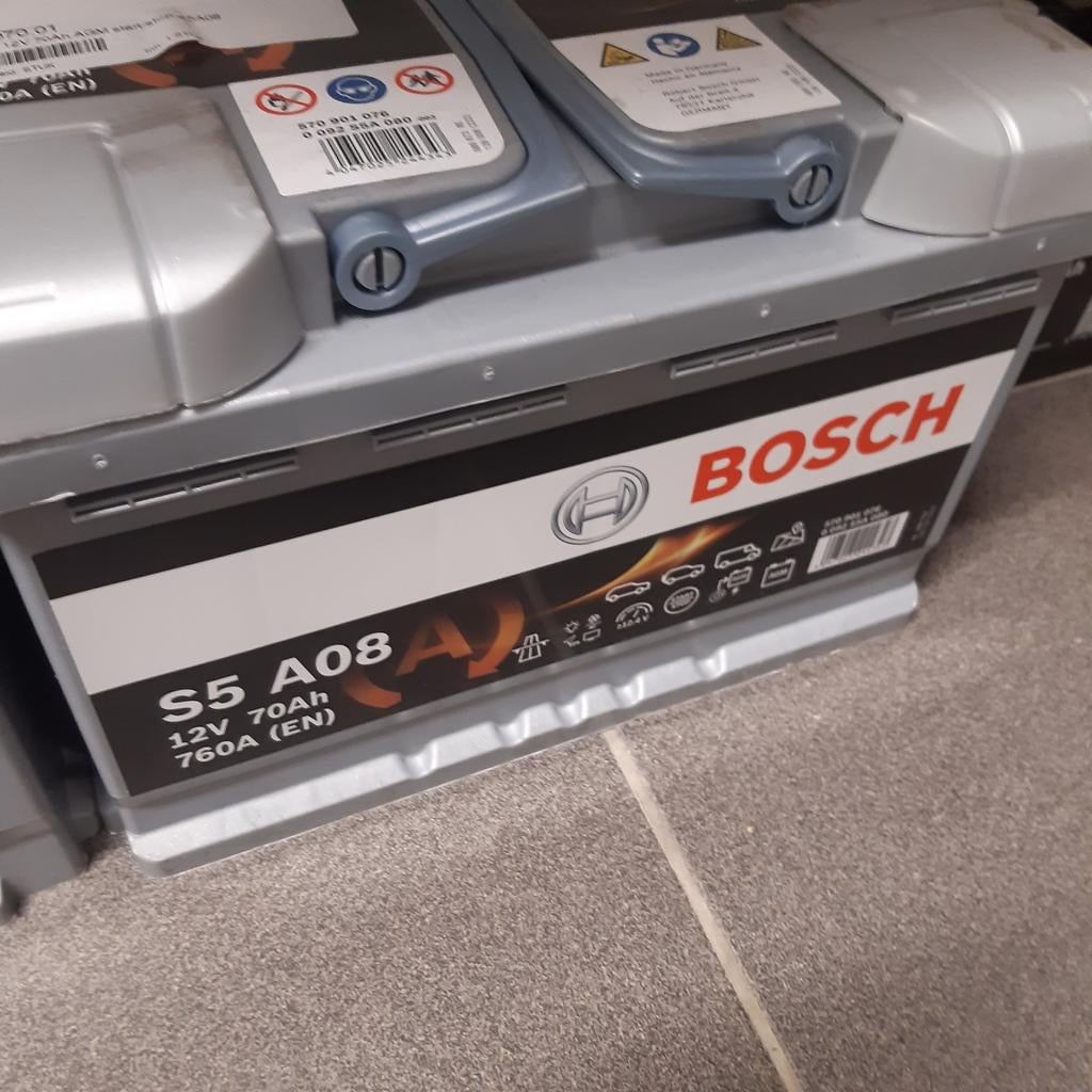 Nieuwe Bosch agm autobatterij (start / stop), Auto-onderdelen, Ophalen of Verzenden