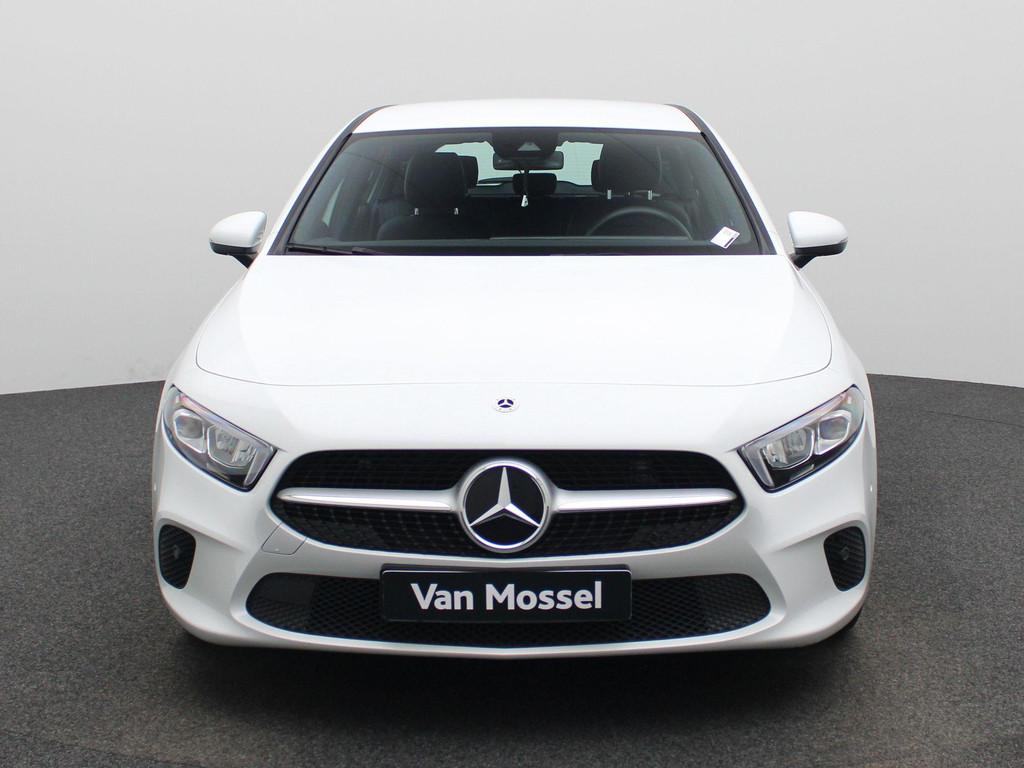 Mercedes-Benz A-Klasse A 180 Business Line NAVI | CAM | CARP, Auto's, Stof, Gebruikt, 4 cilinders, 136 pk
