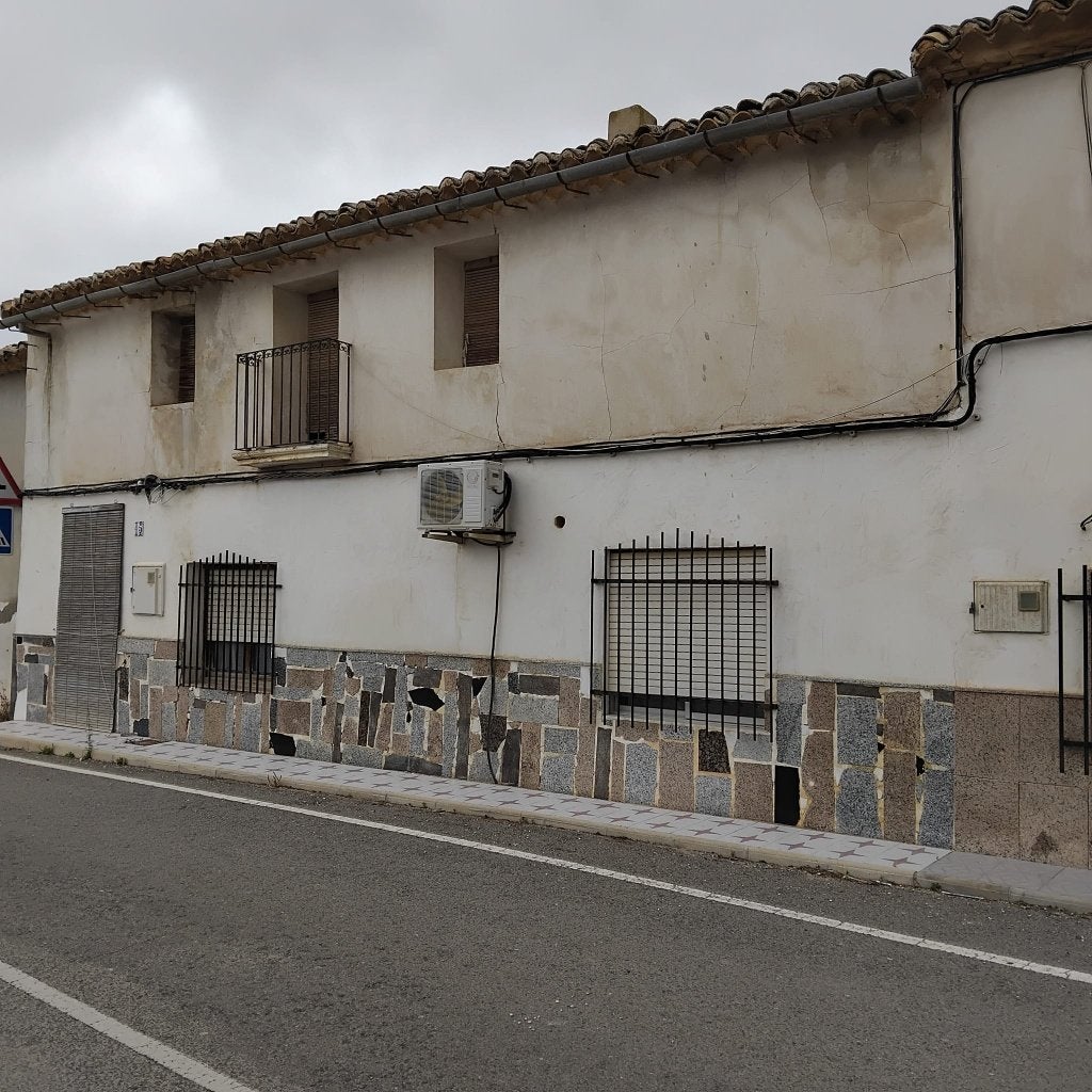 CCM006 - Renovatieproject met groot potentieel, Immo, Spanje, 5 kamers, Woonhuis, Alguena