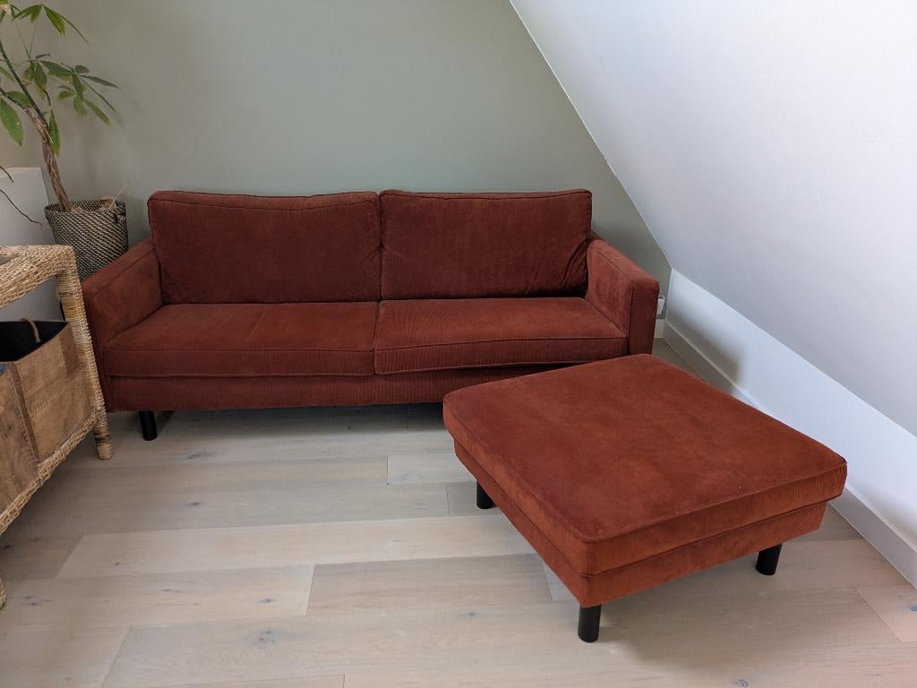 Zetel, kleur roestbruin met poef, Huis en Inrichting, Ophalen, Driepersoons, 75 tot 100 cm, Zo goed als nieuw