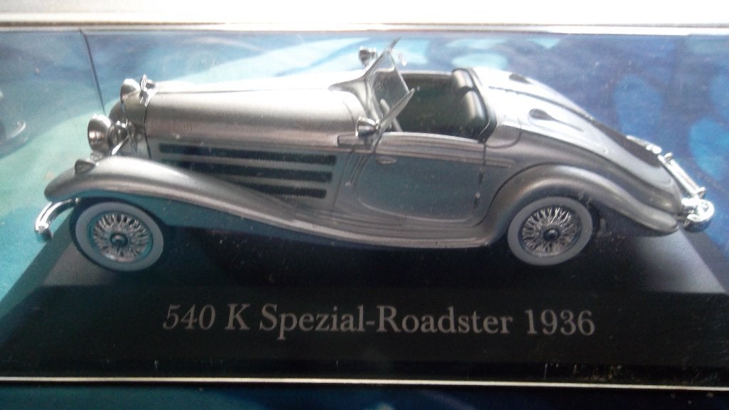 auto op schaal 1/43 in doosje 5, Ophalen, Zo goed als nieuw, Auto