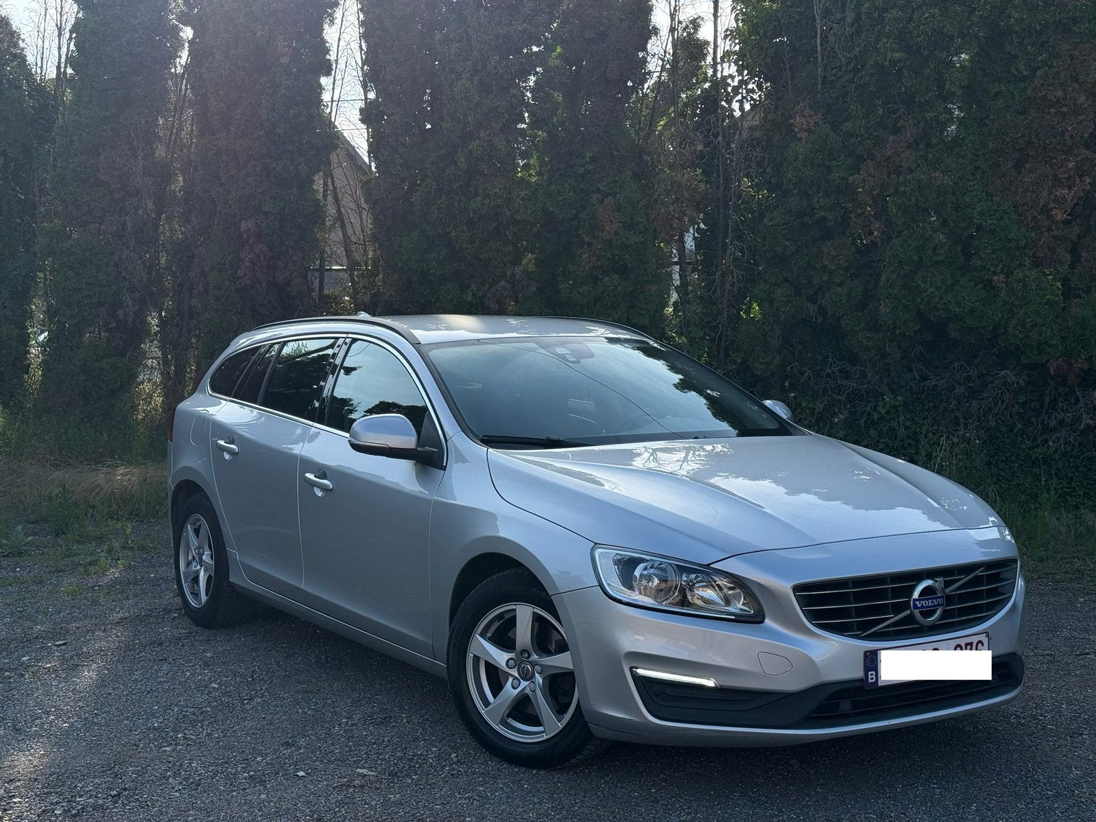 Volvo v60 2.0 D2 Euro 6b prête à immatriculer, Autos, Argent ou Gris, Achat, Euro 6, Entreprise