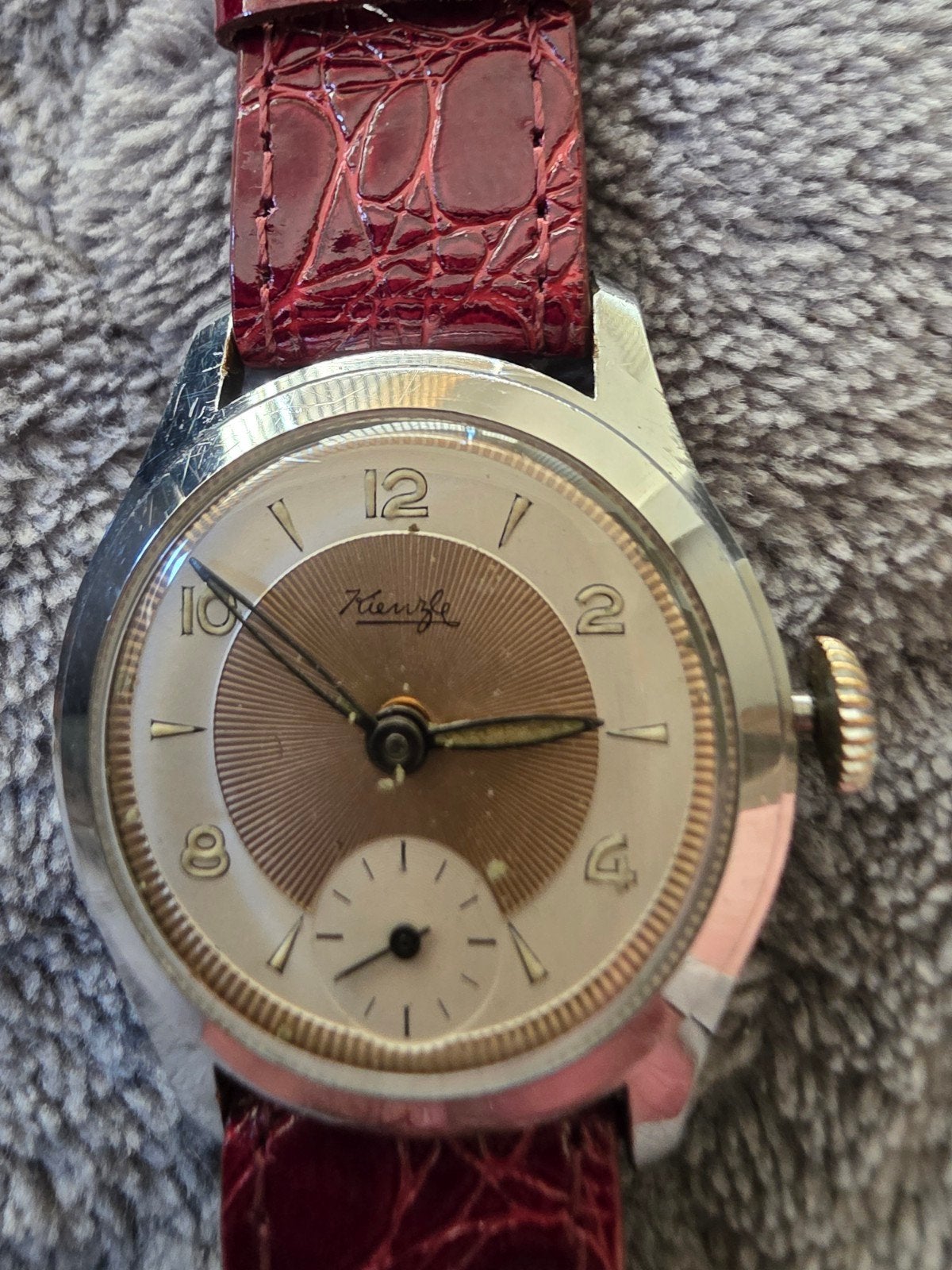 Montre vintage, Enlèvement