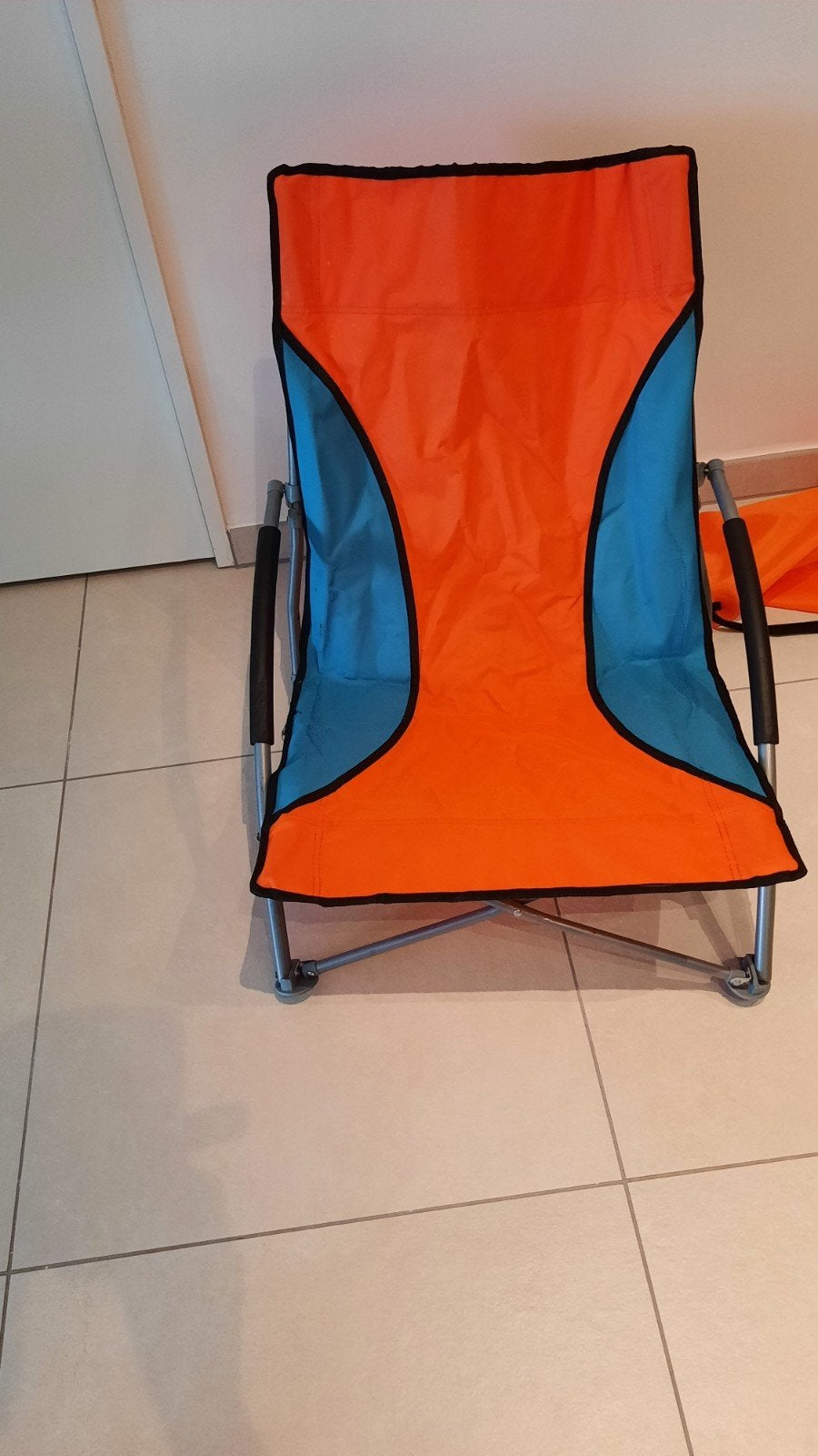 STRANDSTOELTJE ALS NIEUW, Caravans en Kamperen, Ophalen