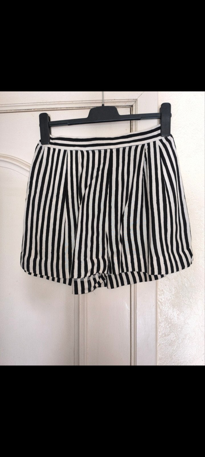 Shortje h&m 36, Kleding | Dames, Broeken en Pantalons, Ophalen of Verzenden