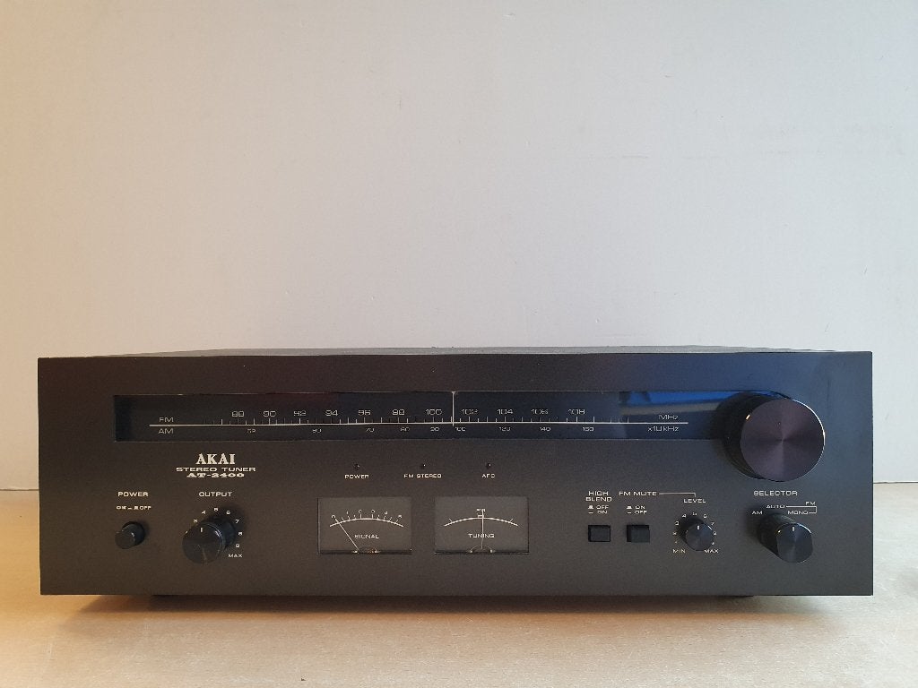 Stereo Tuner Akai AT-2400, Enlèvement ou Envoi