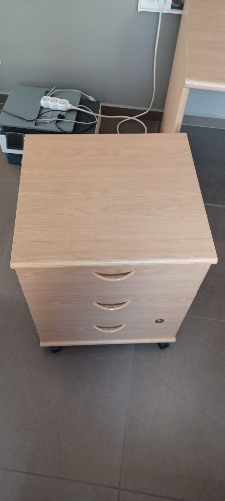 Bureel in beuk, Maison & Meubles, Bureaux, Comme neuf, Bureau d'ordinateur, Autres marques, Classique, Bois, Brun, Avec tiroirs