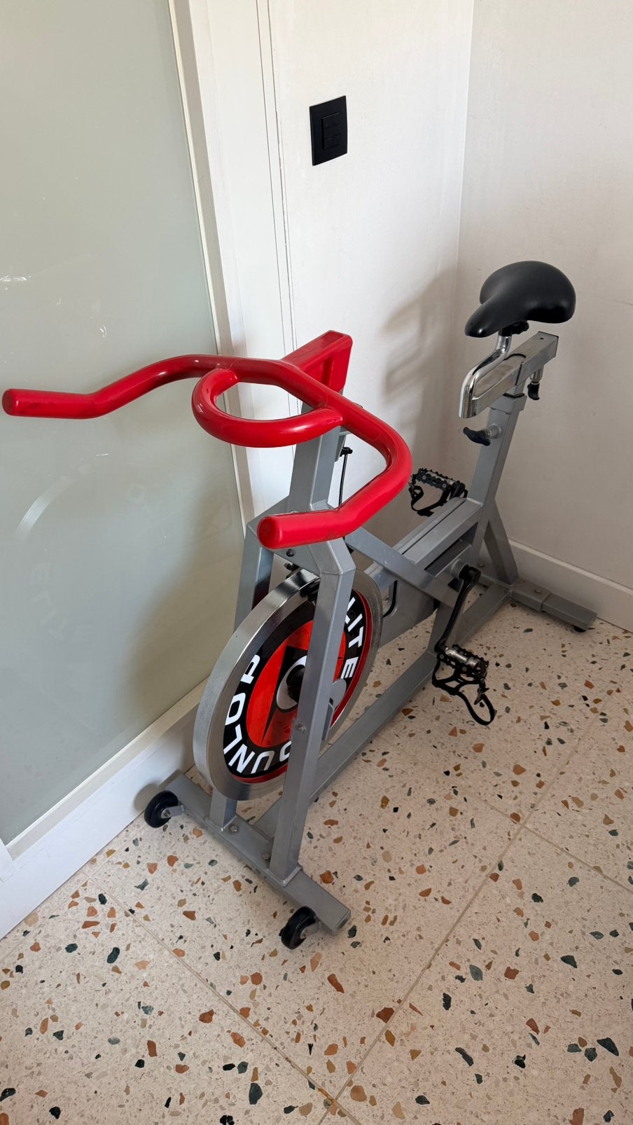 Spinfiets, Sport en Fitness, Fitnessapparatuur, Ophalen, Gebruikt, Spinningfiets