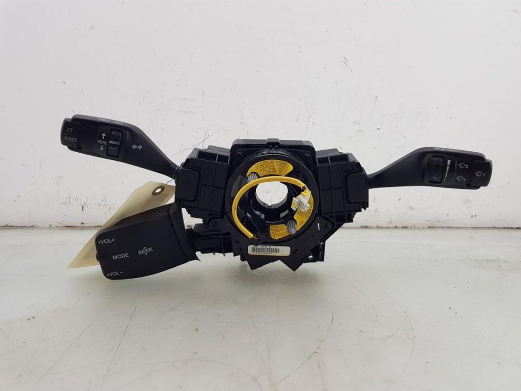 COMBINE COMMODO Ford Focus 2 Wagon (01-2004/09-2012), Utilisé, Ford
