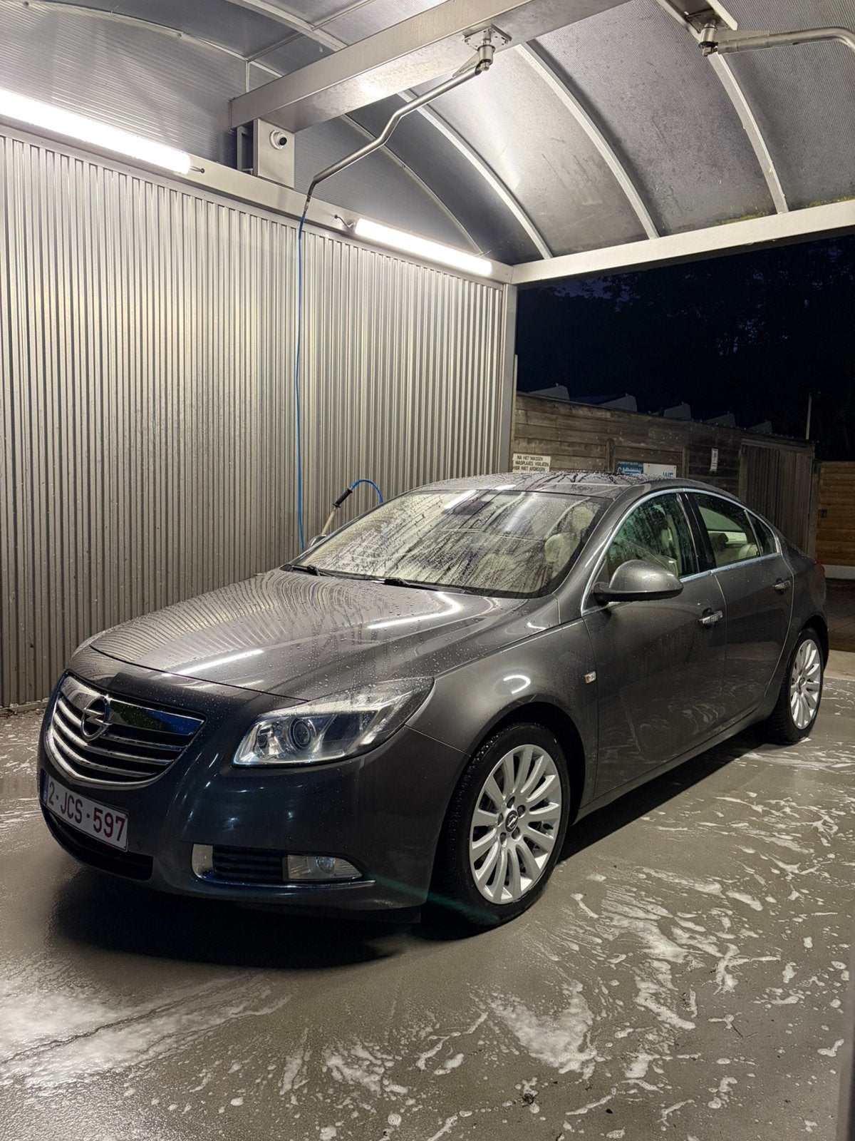 Opel insignia, Autos, Opel, Cuir, Achat, Boîte manuelle, 5 portes