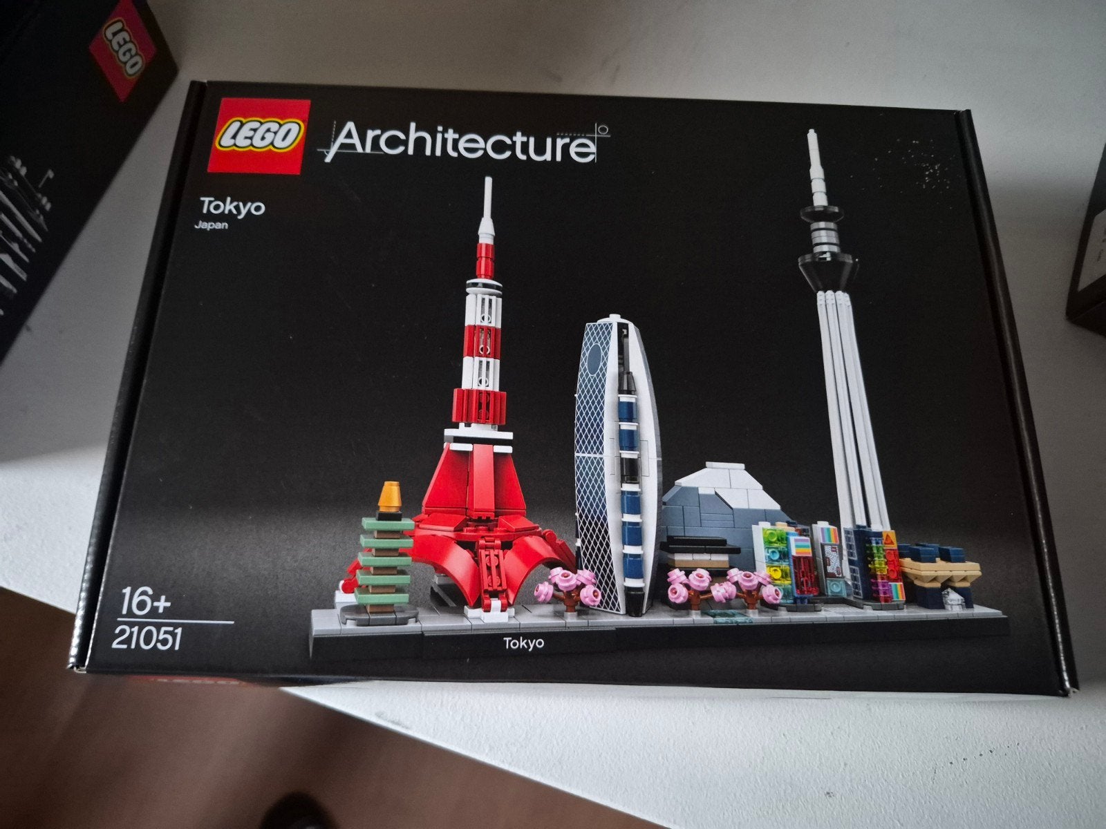 Lego 21051 Tokyo - ONGEOPEND, Kinderen en Baby's, Speelgoed | Duplo en Lego, Ophalen, Lego