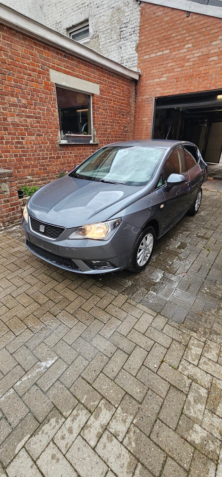 Seat Ibiza 6J 1.2 TSI – 2013 – Accidentée – 175 622 km, Autos, Achat, Boîte manuelle, Ibiza, 5 portes