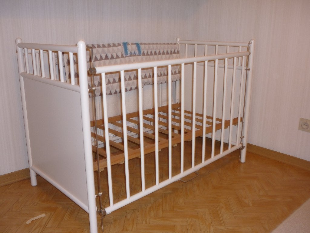 kinderbedje, Ophalen, Zo goed als nieuw, Lattenbodem, Minder dan 140 cm