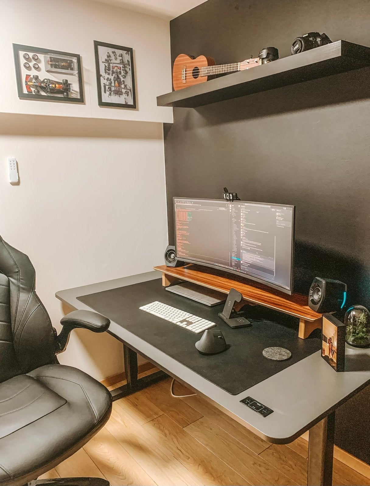 Yaasa Desk Pro 160x80, elektrisch zit-sta, met kabelgoot, Maison & Meubles, Bureau assis-debout, Électrique, Comme neuf, Enlèvement