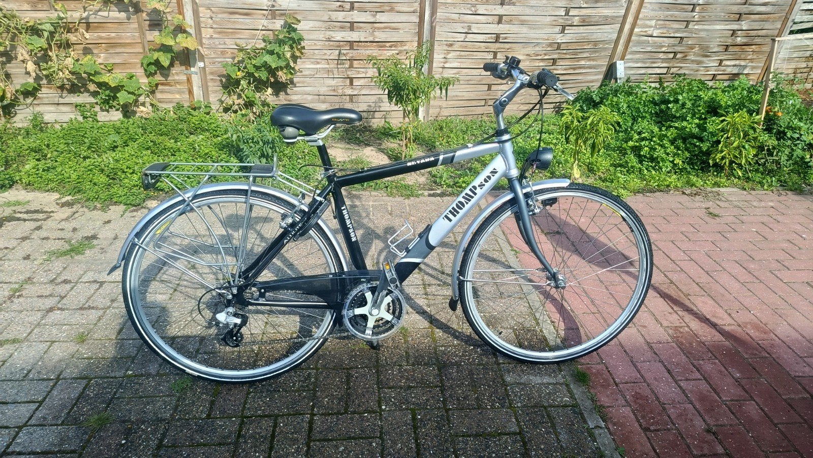 Thompson stadfiets, Fietsen en Brommers, Overige merken, 28 inch, Vering, Velgrem